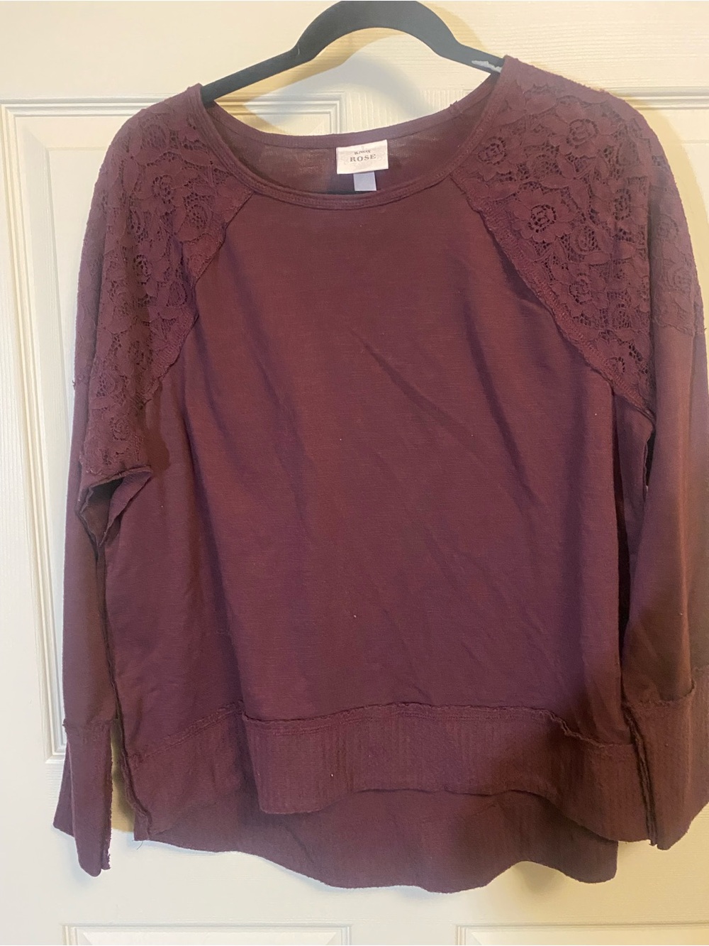 Knox Rose Lace-Shoulder Sweatshirt in Plum
